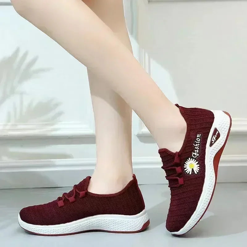 Women's Shoes Autumn New Style True Fly Weaving Old Beijing Cloth Shoes Little Daisy Women's Casual Sports Shoes Walking Shoes